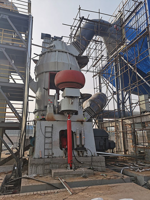 O rolo vertical da eficiência elevada para transformar o moinho de moedura para a pedra calcária da mineração pulverizou