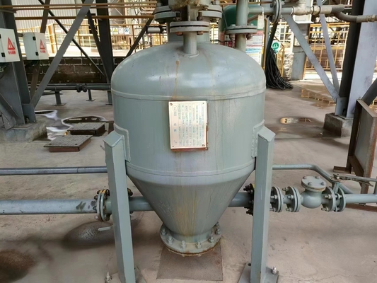 Equipamento de transporte de fase espessa Bump Bin Grande capacidade de transporte para Fly Ash Coke Powder